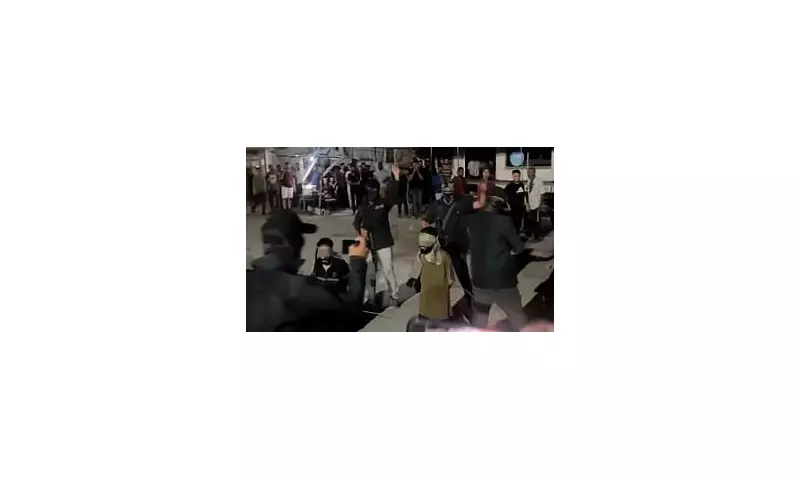 Horrifying Footage Emerges: Hamas Executes Alleged Collaborators in Gaza Street as Crowd Bay for Blood