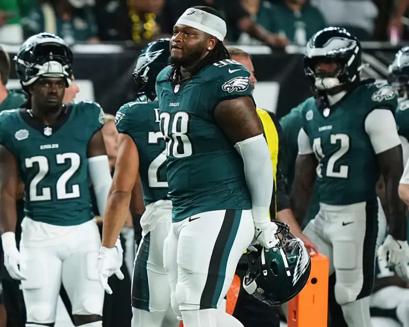 Jalen Carter Fined for Spitting Incident Involving Dak Prescott | Eagles Star Avoids Suspension