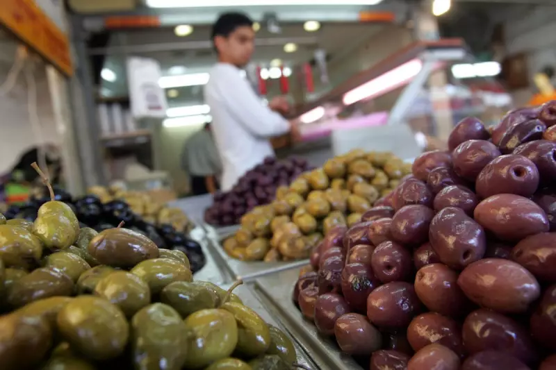 Mediterranean Diet Secret: New Study Reveals Surprising Benefit For Gum Health