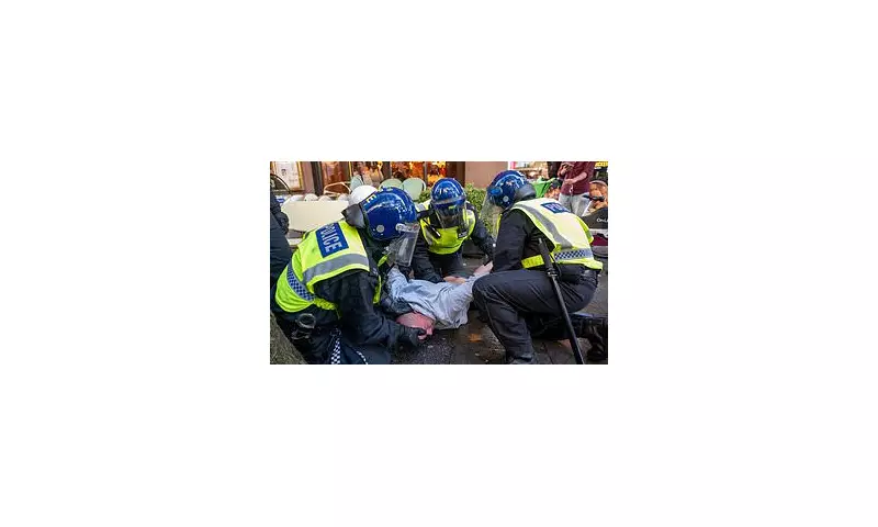 Met Police Clash: 26 Officers Injured in Violent Anti-Migrant Protests Outside London Hotel | Exclusive