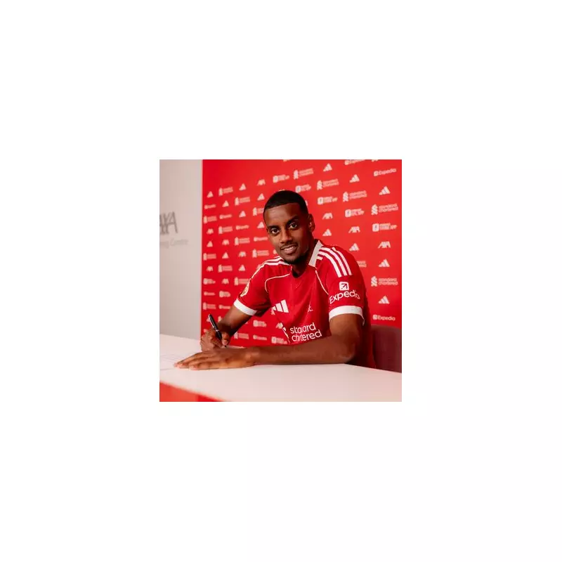 Newcastle United Fume as Liverpool Plot Shock Alexander Isak Transfer Raid | Mirror Football