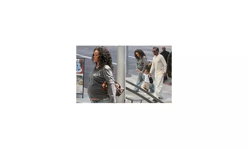 Pregnant Rihanna Shows Off Her Bump in Style During NYC Outing With ASAP Rocky | Daily Mail