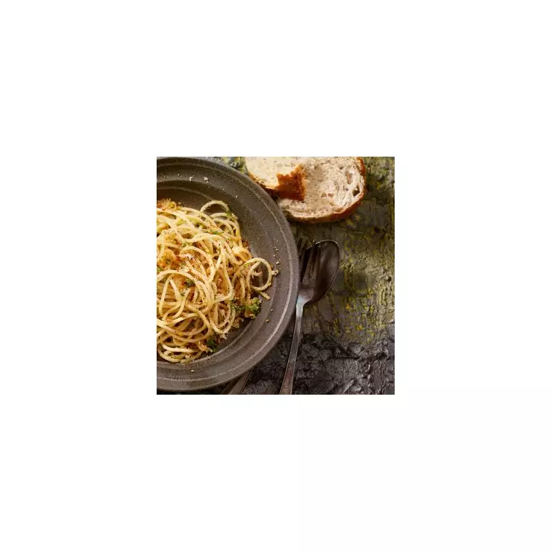 This 10-Minute 'Miracle' Spaghetti Recipe Is The Ultimate Quick Dinner Fix | Tastes Divine!