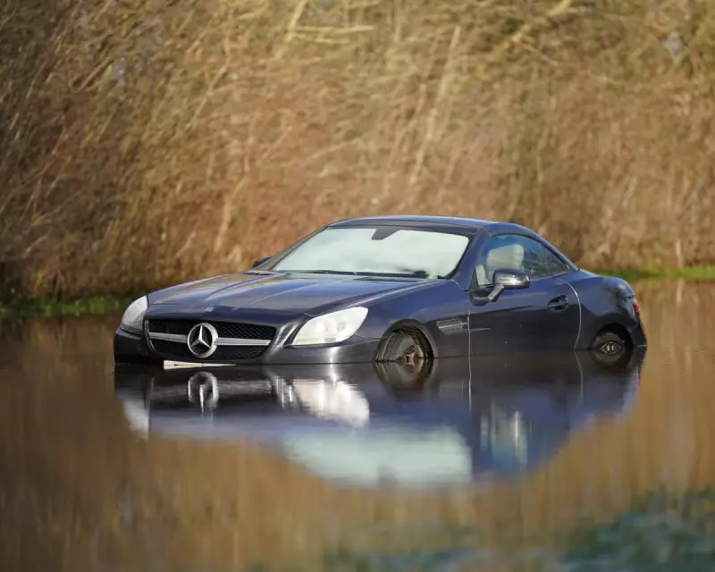 UK Weather Warning: England Faces Dual Threat of Floods Amidst Ongoing Drought