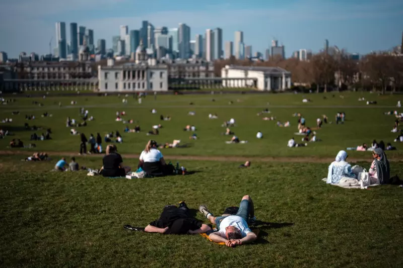 UK Weekend Weather: Met Office Forecast Predicts Rain and Sun Mix