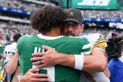 Aaron Rodgers' Jets Revenge Tour Stuns NFL: Veteran Quarterback Proves Age Is Just a Number