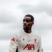 Alexander Isak Liverpool Transfer Bombshell: Newcastle Star Skips Training Amid Staggering £100m Reds Bid