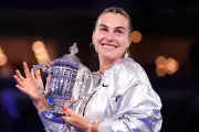 Amanda Anisimova Stuns Aryna Sabalenka in Thrilling French Open Upset | Independent Sport