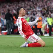 Arsenal Stun Man City in Tense Premier League Clash as Martinelli Seals Victory