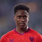 Arsenal Transfer Bombshell: Hincapie Deal Imminent as Lokonga & Vieira Face Exit