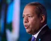 Barclays Chief Urges UK Government to Cap Public Sector Pay Rises | Economic Warning