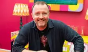 Blind Comic Chris McCausland Slams 'Woke' AI for Censoring Race in TV Audio Descriptions