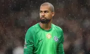Chelsea Keeper Robert Sanchez Sees Red for Shocking Foul on Bryan Mbeumo in Manchester United Clash