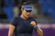Emma Raducanu Battles Rain and Rival to Reach Korean Open Quarter-Finals