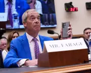 Farage's Free Speech Crusade: A Dangerous Trumpian Ploy for Power? | The Guardian Analysis