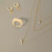 H. Samuel's T-Bar Necklace Slashed to Just £15 in Unmissable Valentine's Deal