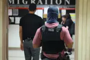 ICE Raids Target Chicago Amid Mexican Independence Day Celebrations