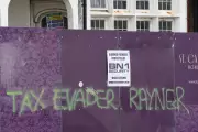 Keir Starmer's First 48 Hours: Sussex Police Called to Downing Street Amid Security Scare