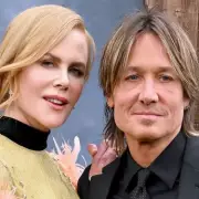 Keith Urban's Furious Reaction to Nicole Kidman's Awkward On-Stage Moment Goes Viral