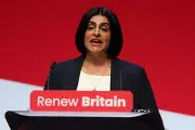 Labour's Migration Policy Crisis: Starmer Faces Internal Rebellion Over Reeves' Controversial Remarks