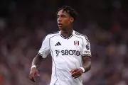 Leeds United's Darlow Heroics Deny Fulham in Tense Championship Stalemate