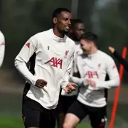 Liverpool Plot Sensational Double Swoop for Newcastle Stars Isak & Ekitike | Transfer Exclusive