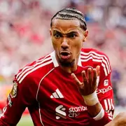 Liverpool Plot Sensational Hugo Ekitike Swoop as PSG Striker Faces Uncertain Future