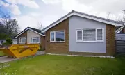Location, Location, Location Viewers Stunned as Couple Buys £350k M40 Bungalow 'Nightmare' | Property News