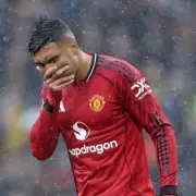 Man Utd Injury Crisis Deepens: Casemiro & Fernandes Ruled Out of Chelsea Clash in Major Blow