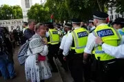 Met Police Under Fire: Accused of 'Caving' to Ministers Over Pro-Palestine Protests