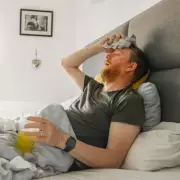 NHS Issues Urgent Alert: The Silent Sign of Vitamin B12 Deficiency Thousands Are Ignoring