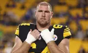 Pittsburgh Steelers' Max Scharping in Stunning Sideline Bust-Up with Coach Mike Tomlin | NFL Drama