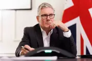 PMQs Clash: Starmer Slams Sunak Over 'Weak' Reshuffle as Labour Lead in Polls