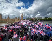 Police Hunt 11 Suspects After Violent Clashes at 'Unite the Kingdom' March in Central London