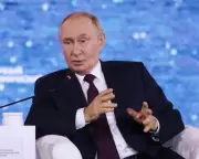 Putin's Grave Warning: Western Troops in Ukraine Are 'Legitimate Targets', Kremlin Says