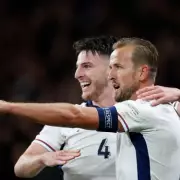 Rio Ferdinand Slams Manchester United's Transfer Strategy: 'No Identity in Signings'