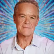 Strictly's Stefan Dennis in Agony: Neighbours Star's Gut-Wrenching Injury Revealed