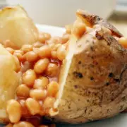 The Ultimate Baked Potato Showdown: Oven vs Air Fryer - Which Method Reigns Supreme?