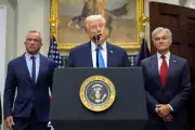 Trump Backs RFK Jr's Controversial Tylenol-Autism Claim: A Dangerous Endorsement?
