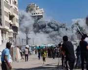 US Bars Palestinian UN Delegation, Sparking Diplomatic Crisis and Calls to Move Key Meeting to Geneva