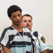 Wig Shop Rage: Customer's Hair-Raising Meltdown After Being Denied Refund | Mirror