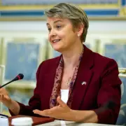 Yvette Cooper Delivers Blistering Defence of Keir Starmer Over Abbott Row | Labour's Unity Test