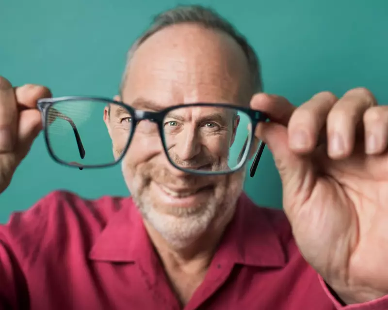 Beyond the Clickbait: Wikipedia's Unsung Hero, The Lost Art of Flirting, and a War Photographer's Defining Shots