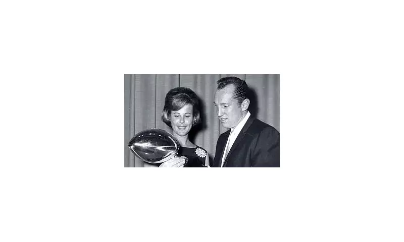 Carol Davis, Matriarch of Raiders Dynasty and Wife of Owner Al Davis, Passes Away at 82