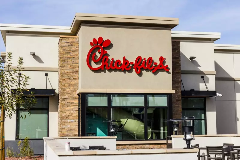 Chick-fil-A's Revolutionary Vending Machine Debuts at Georgia's Mercedes-Benz Stadium