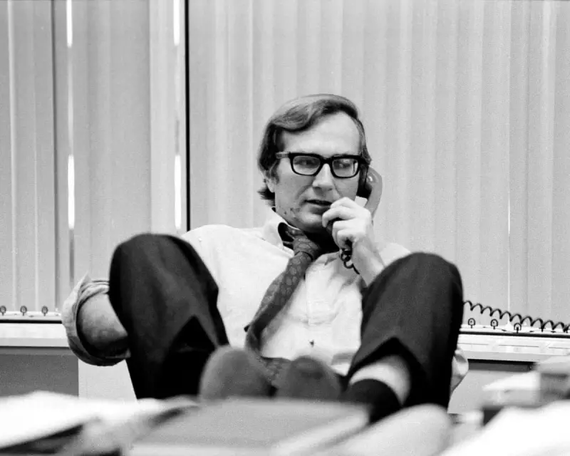 Cover-Up Exposed: Laura Poitras & Seymour Hersh Unearth Shocking Government Secrets in Explosive Documentary