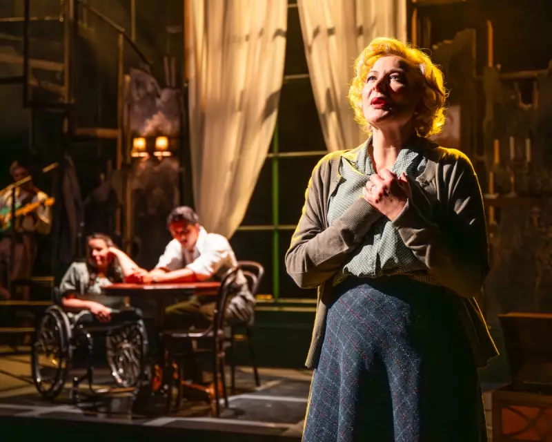 Dundee's Glass Menagerie Shatters Expectations: A Bold Reimagining of Tennessee Williams