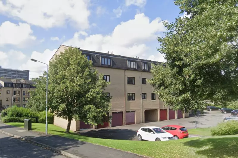 Glasgow Flat Blaze Sparks Major Emergency Response - Investigation Underway