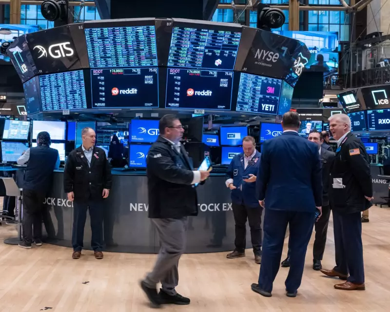Gold Soars to Record High as US Banking Fears Trigger Global Market Meltdown