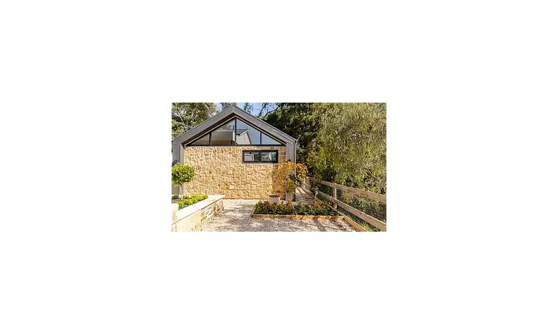 Hidden Adelaide Hills Sanctuary: The Secret Airbnb That's Captivating Travellers Seeking Pure Serenity